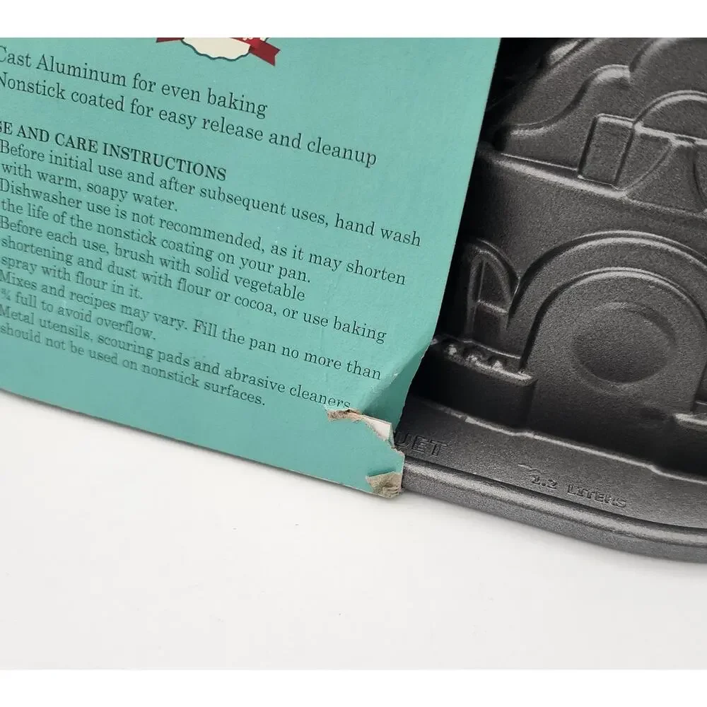 Nordic Ware Mini Gingerbread House Cottage Duet Baking Pan Mold 5 Cup - New